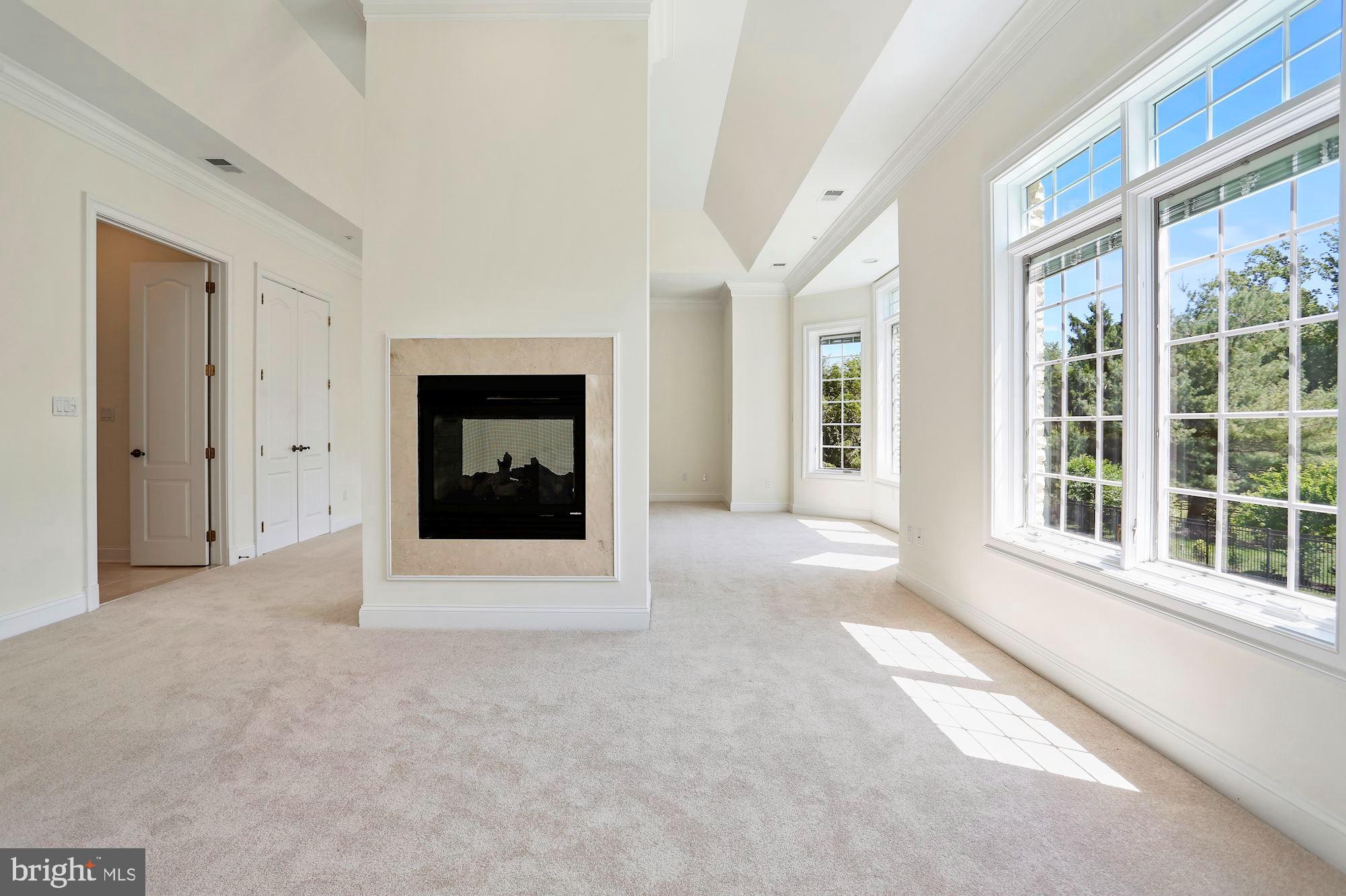 8705 Falls Road Potomac, MD 20854 - Photo 26 of 67 Main level master suite