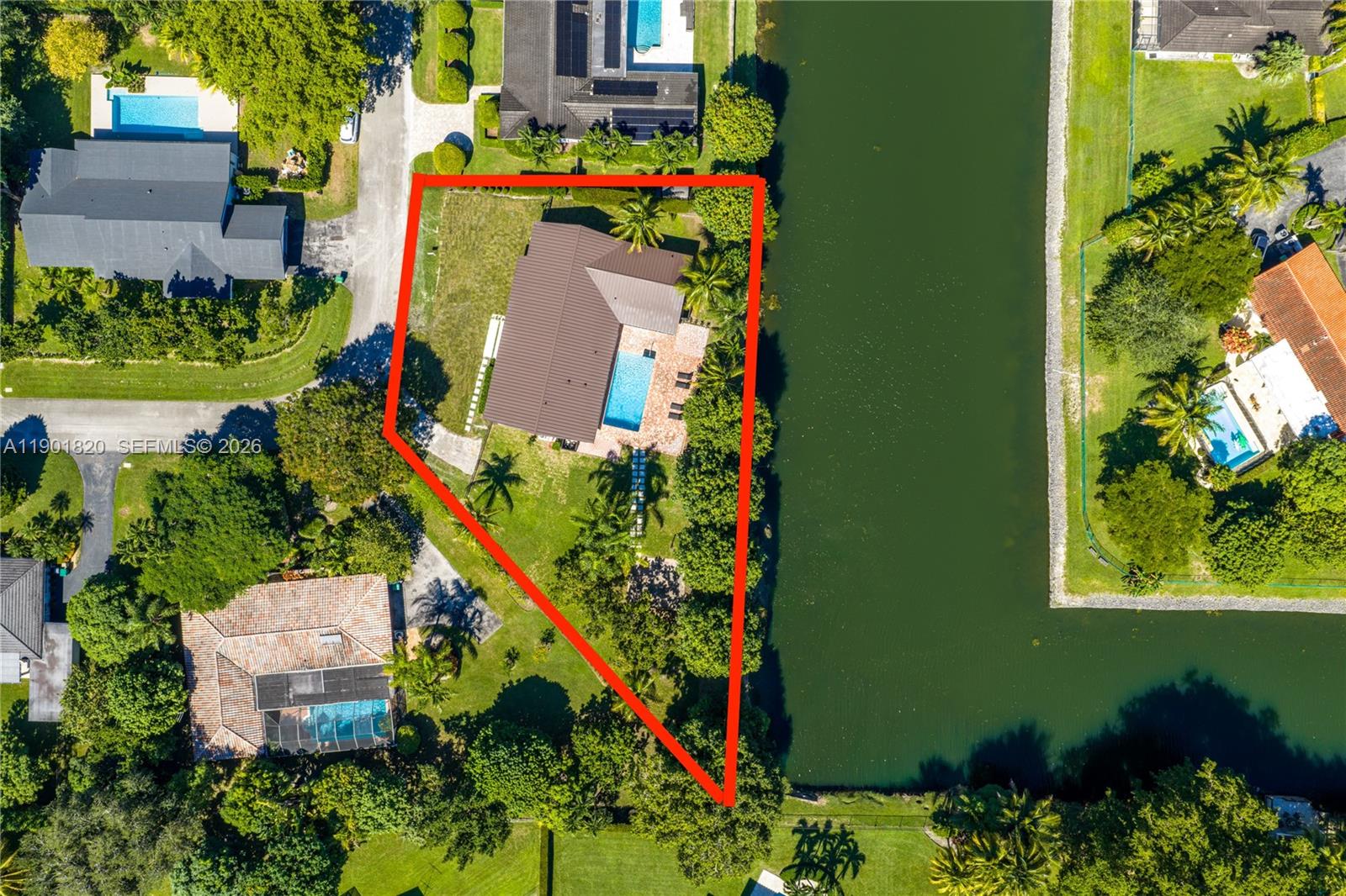 10945 Southwest 75th Court Pinecrest, FL 33156 - Photo 3 of 81 245sq ft lineal over canal