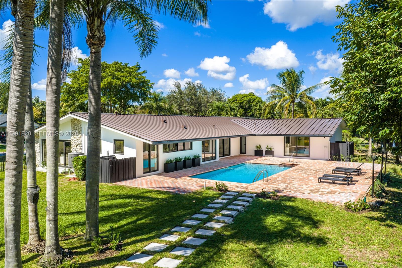 10945 Southwest 75th Court Pinecrest, FL 33156 - Photo 5 of 81