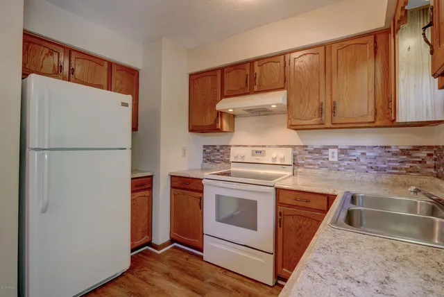 $1,275 | 4192 Spirea Drive, Unit H, Wilmington, NC 28403