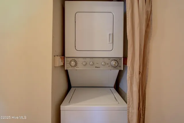 $1,275 | 4192 Spirea Drive, Unit H, Wilmington, NC 28403