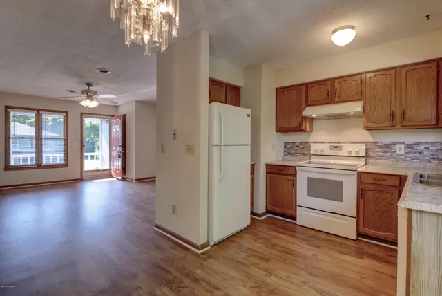 $1,275 | 4192 Spirea Drive, Unit H, Wilmington, NC 28403