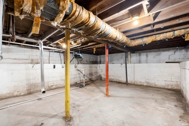 $182,500 | 2702 Westward Drive, Fort Wayne, IN 46809