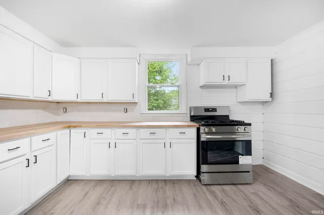 $182,500 | 2702 Westward Drive, Fort Wayne, IN 46809