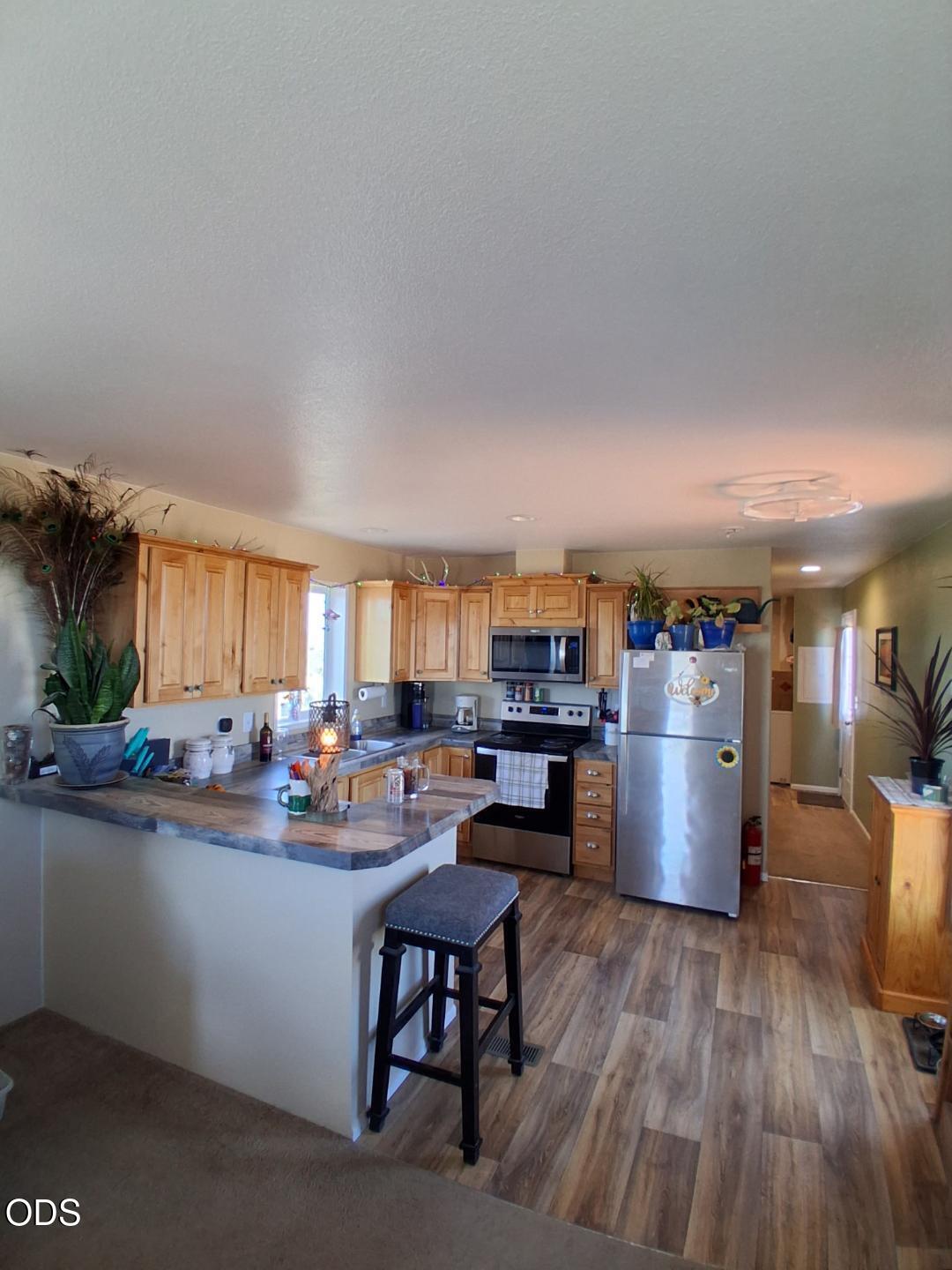 58936 Fossil Lake Road Christmas Valley, OR 97641 - Photo 12 of 34