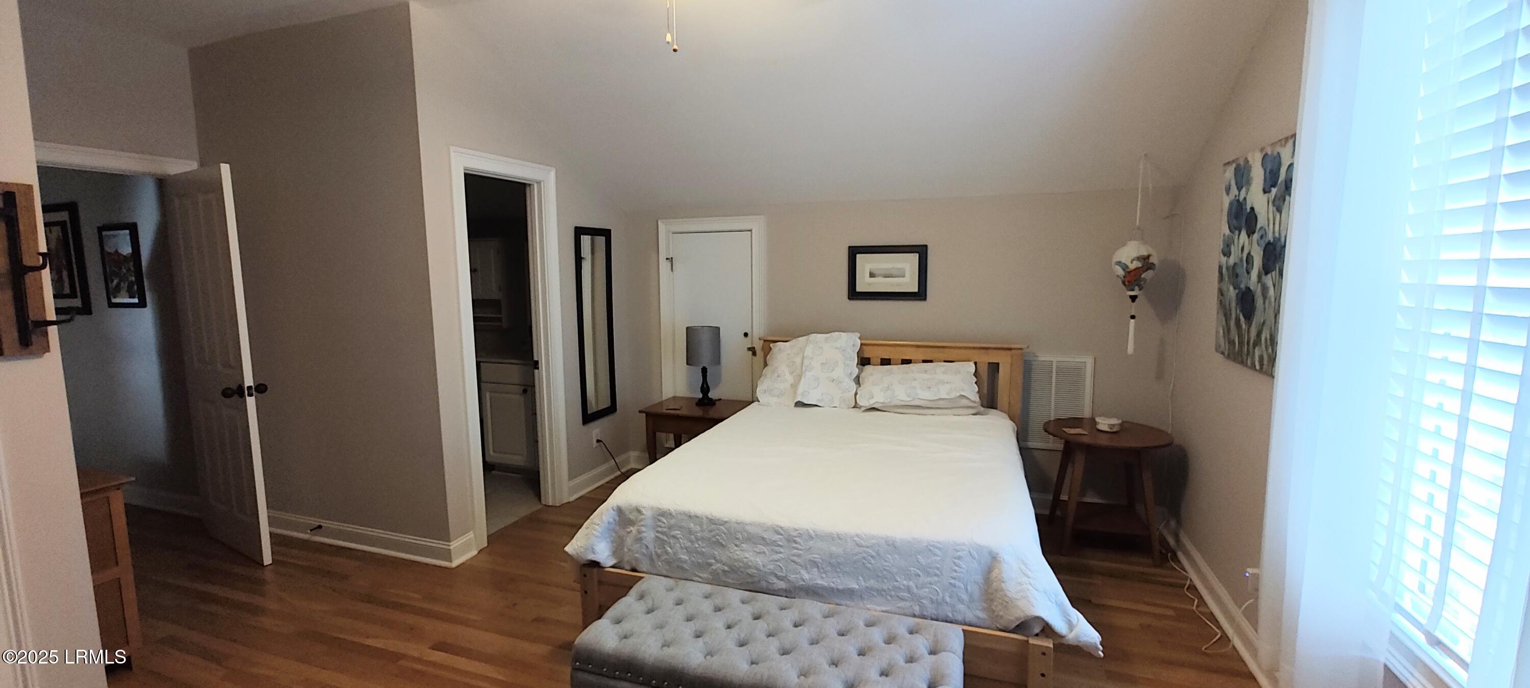 503 Waight Street Beaufort, SC 29902 - Photo 30 of 38 IMG_20251121_133501335