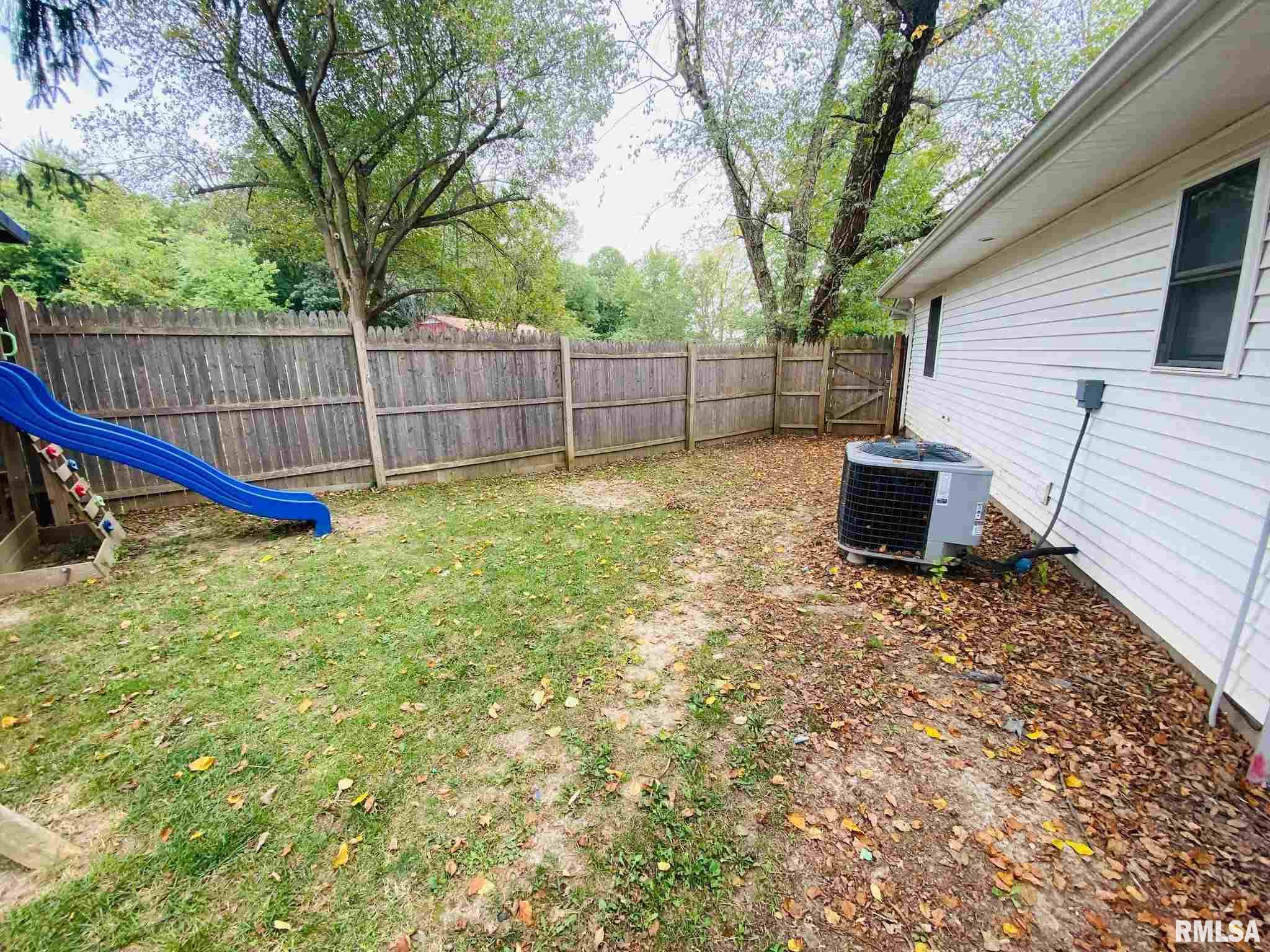 1116 Weaver Road Herrin, IL 62948 - Photo 16 of 17 Gallery Image 16