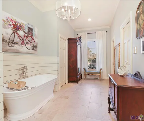 $2,500,000 | 13505 North Amiss Road, Baton Rouge, LA 70810