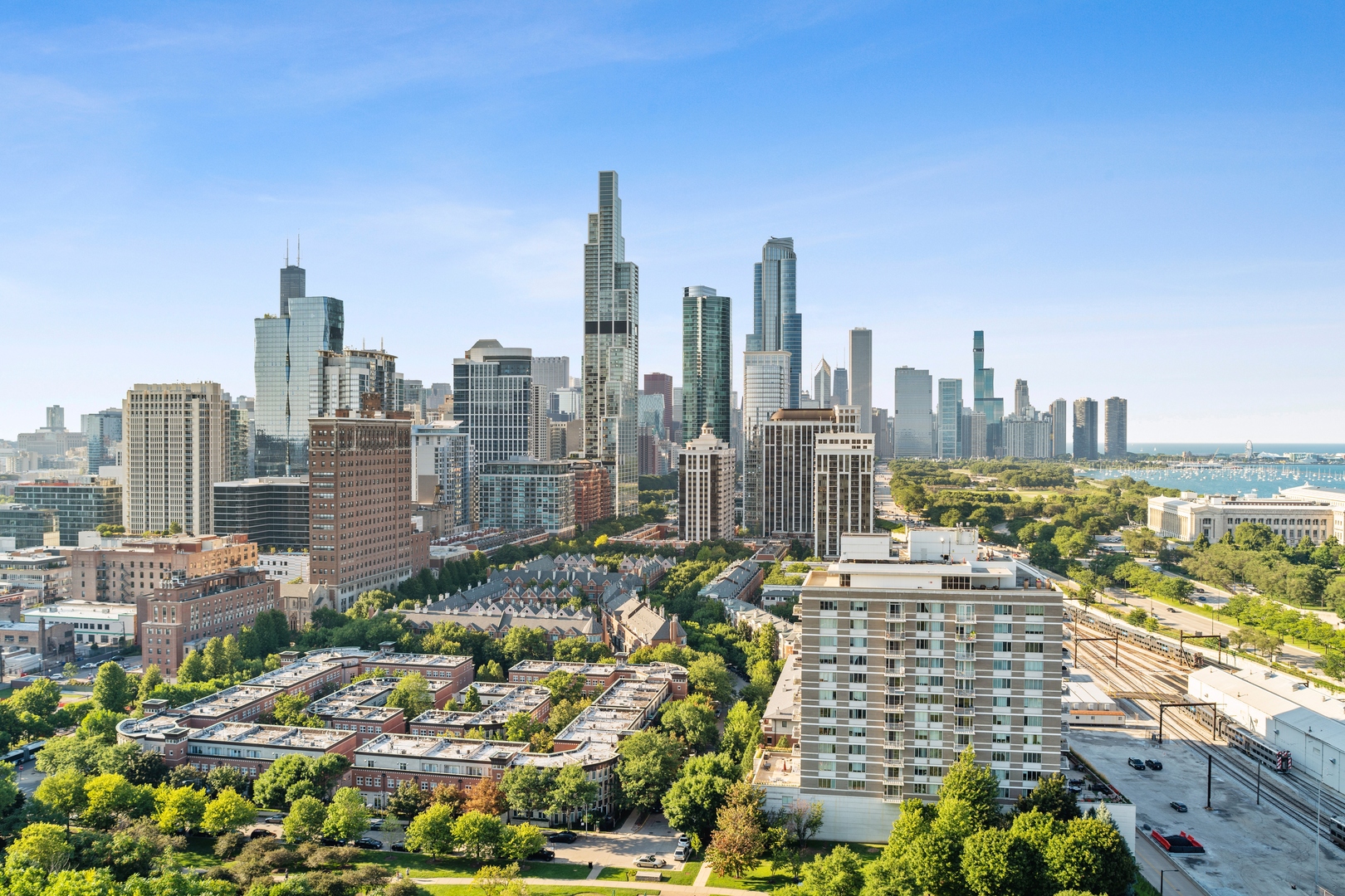 1629 South Prairie Avenue, Unit 2301 Chicago, IL 60616 - Photo 3 of 28