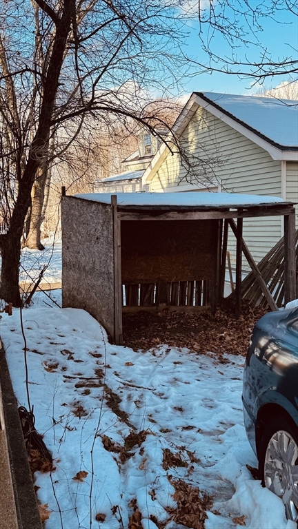 61 Woodmont Road Northampton, MA 01060 - Photo 2 of 18