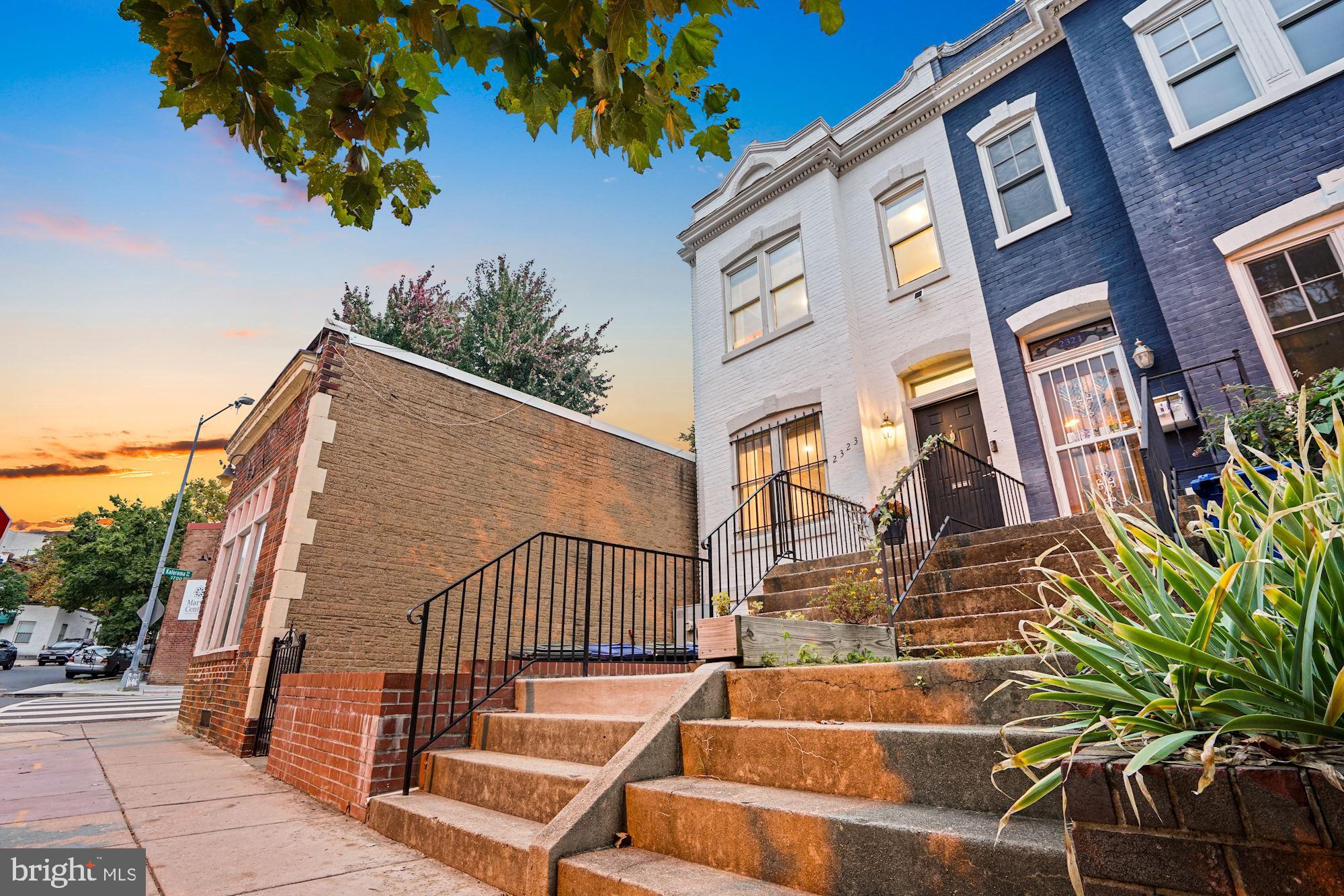 2323 Ontario Road Northwest, Unit 1 Washington, DC 20009 - Photo 3 of 67