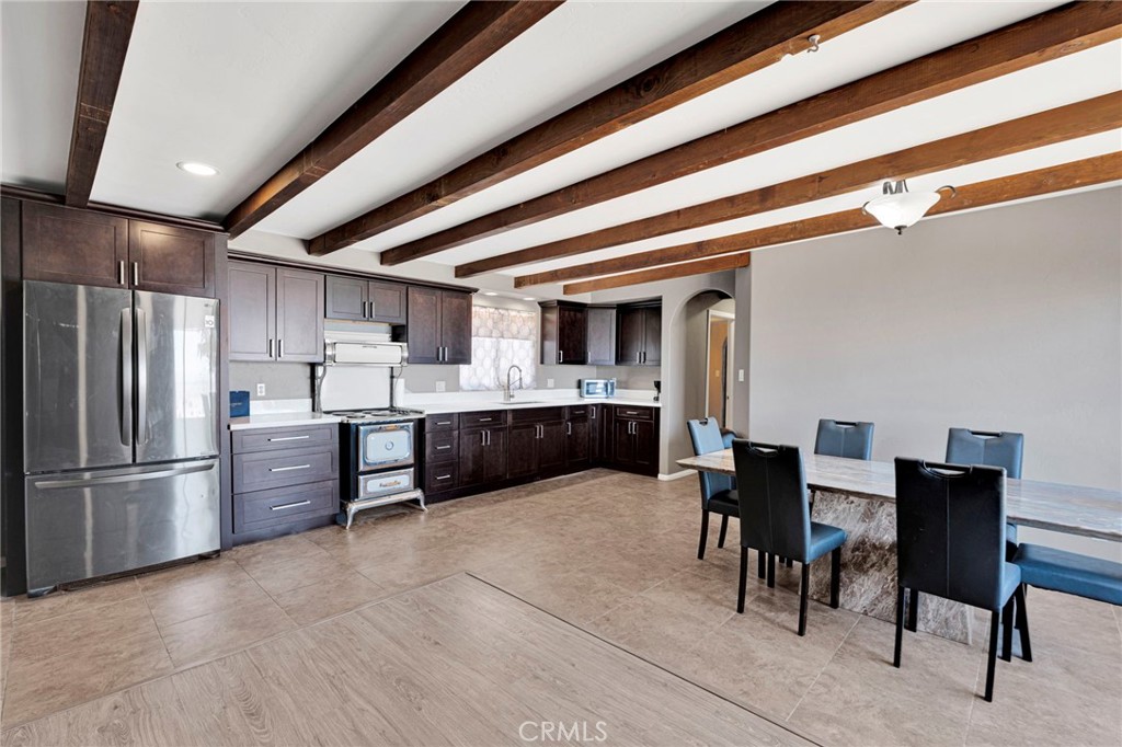 25623 Santa Rosa Road Apple Valley, CA 92308 - Photo 16 of 54