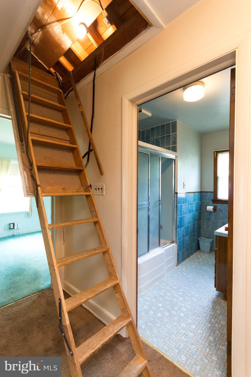 9320 Burke Road Burke, VA 22015 - Photo 25 of 29 Interior (General)