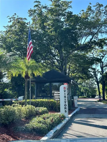 $2,500 | 9336 Ketay Circle, Boca Raton, FL 33428