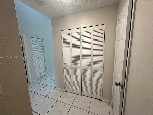 $2,500 | 9336 Ketay Circle, Boca Raton, FL 33428