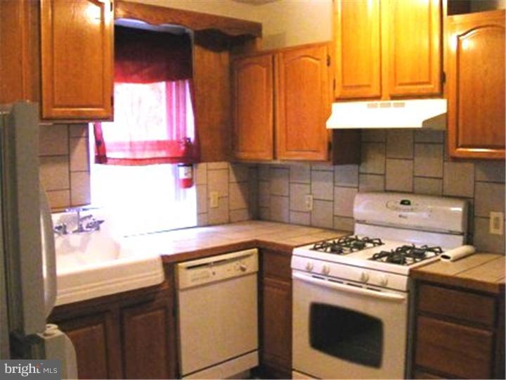 159 Walnut Street Spring City, PA 19475 - Photo 5 of 22