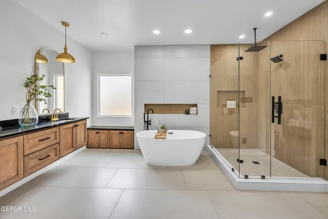 $724,900 | 3713 San Mateo Lane, El Paso, TX 79902