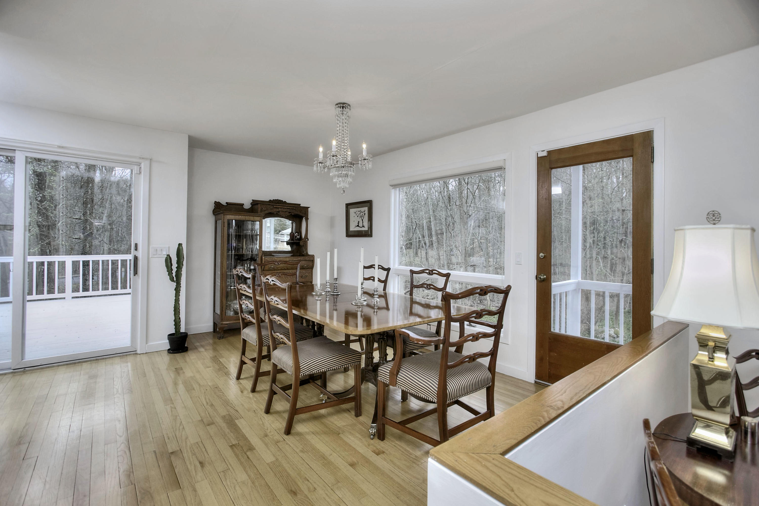 955 Silvermine Road New Canaan, CT 06840 - Photo 8 of 33 Dining Room