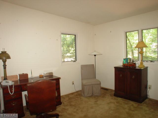 143 Spring Garden Circle High Point, NC 27260 - Photo 4 of 9 1st Bedroom.