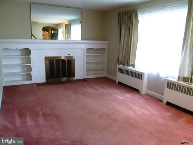 766 Southern Road York, PA 17403 - Photo 3 of 25 Gallery Image 3