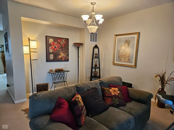 $327,500 | 5557 Trammel Court, Carmel, IN 46033