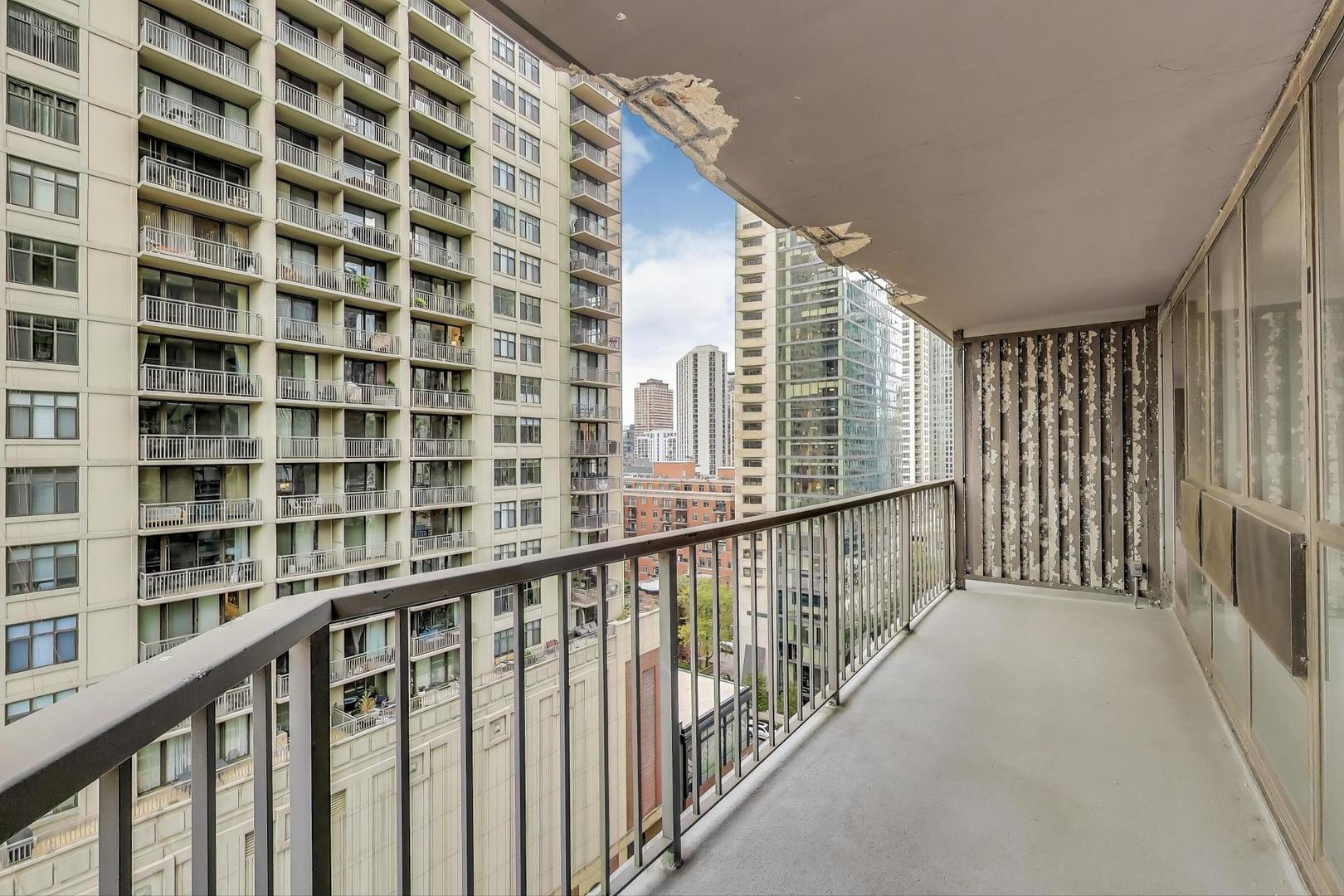 10 East Ontario Street, Unit 1205 Chicago, IL 60611 - Photo 17 of 30 a view of a balcony with stairs