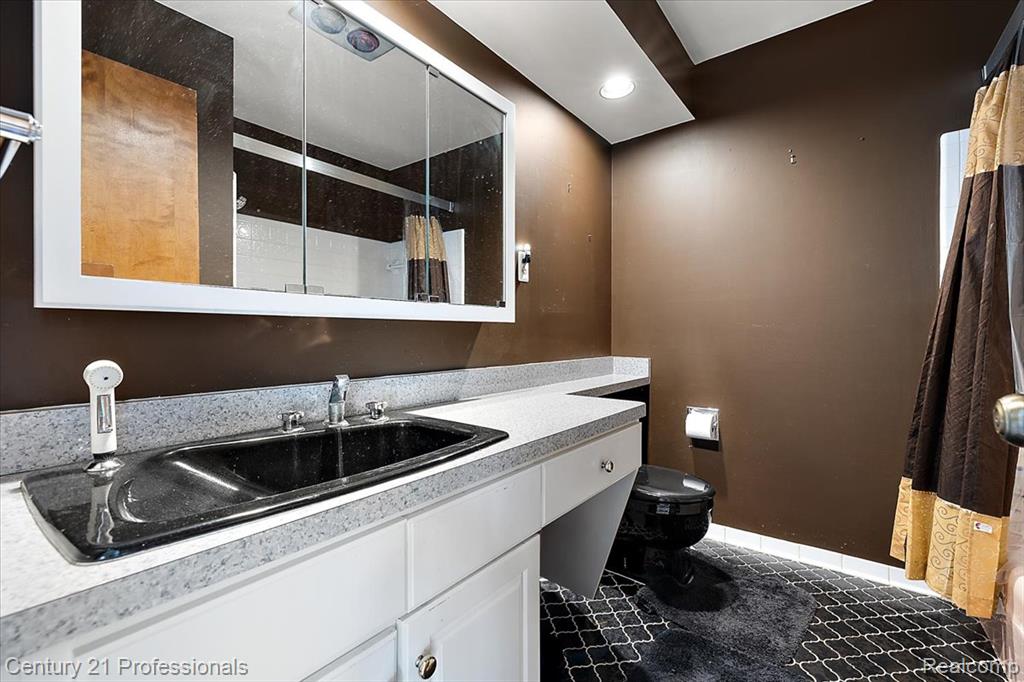 291 North Baldwin Road Clarkston, MI 48348 - Photo 53 of 68 Gallery Image 53