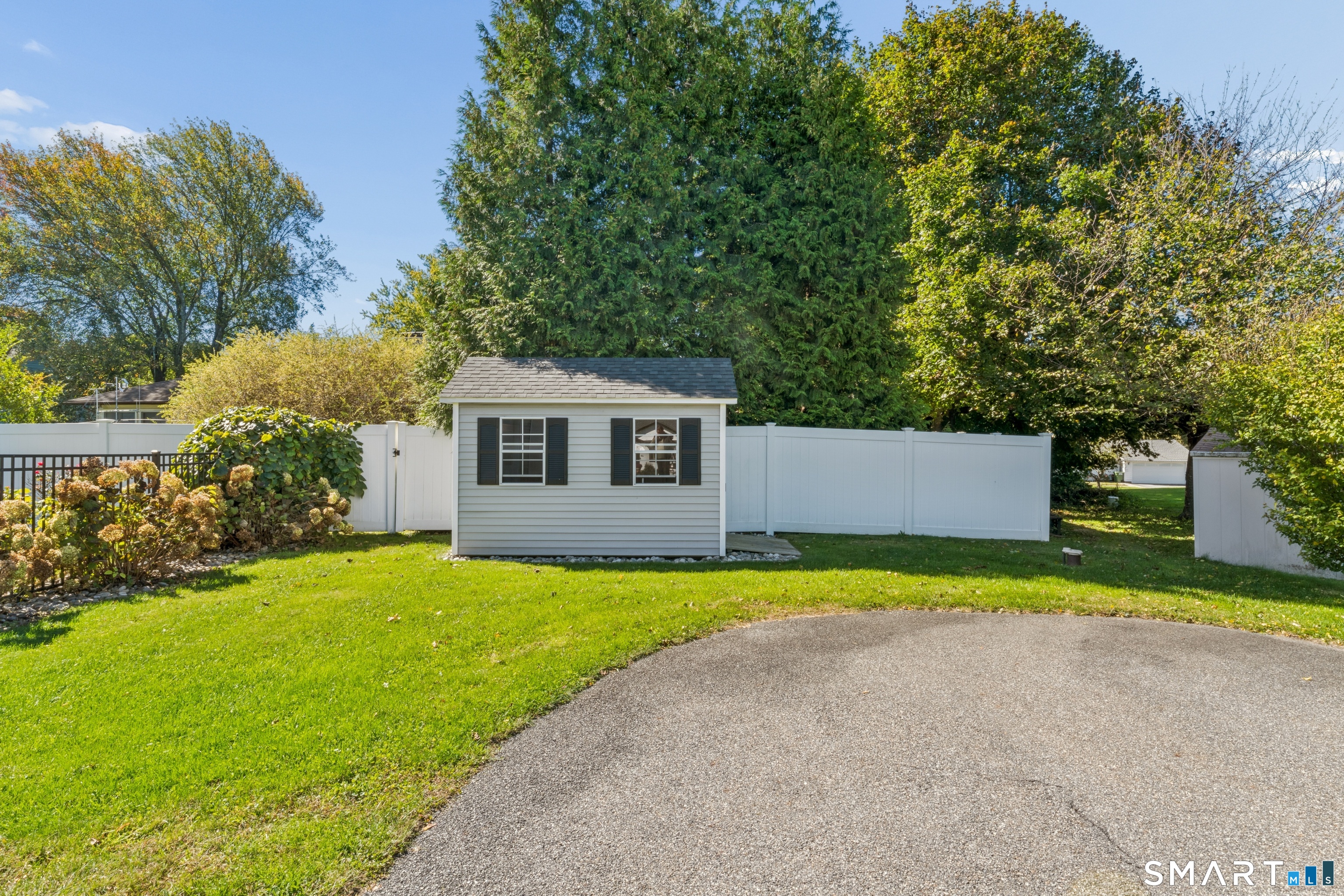 38 Jeanette Road Danbury, CT 06811 - Photo 33 of 36 Gallery Image 33
