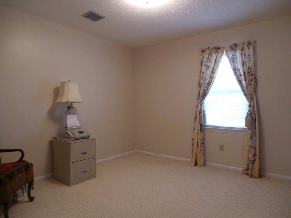 1633 West Rutledge Avenue Gaffney, SC 29341 - Photo 13 of 19