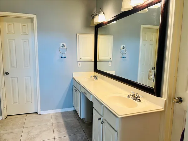 $295,000 | 4711 Autumn Dawn Way, Houston, TX 77084