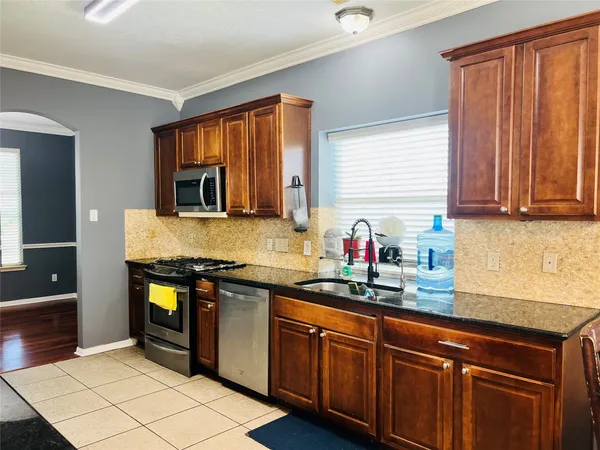 $295,000 | 4711 Autumn Dawn Way, Houston, TX 77084