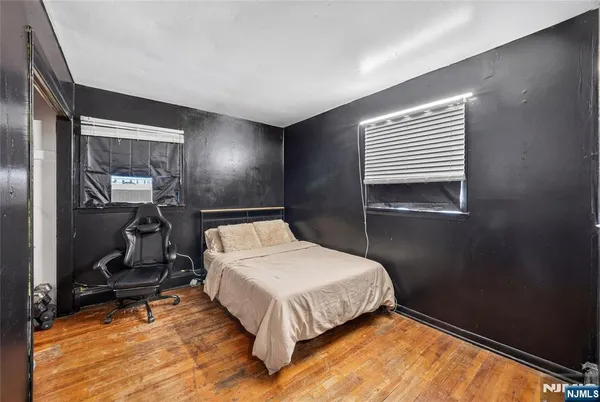 $399,000 | 241 Halsted Street, East Orange, NJ 07018