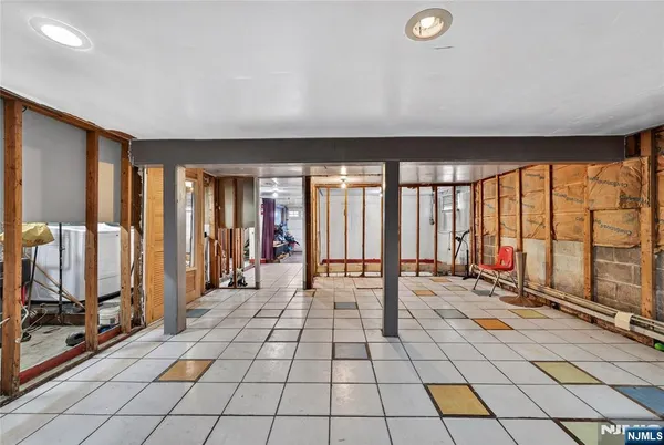 $399,000 | 241 Halsted Street, East Orange, NJ 07018