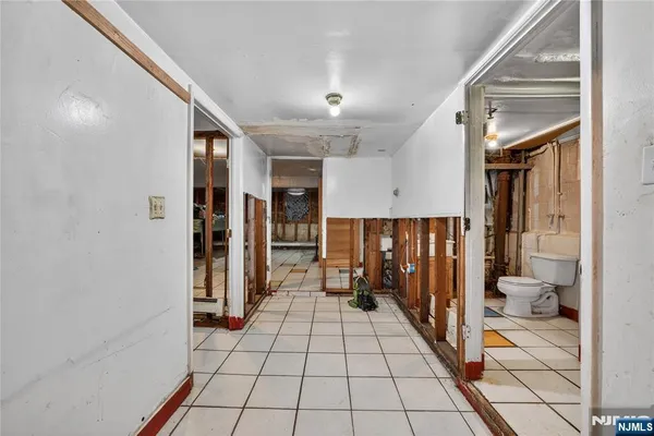 $399,000 | 241 Halsted Street, East Orange, NJ 07018