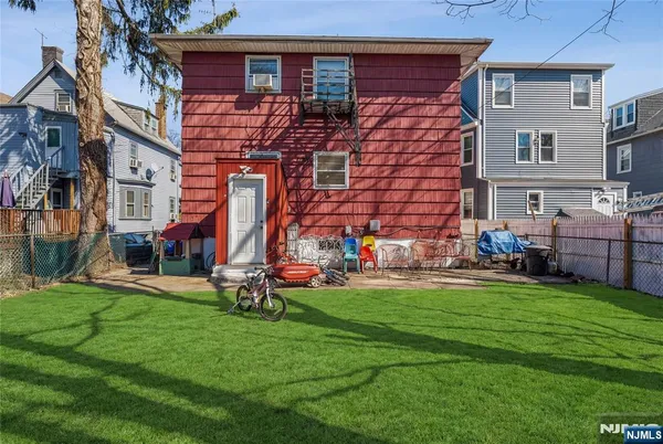 $399,000 | 241 Halsted Street, East Orange, NJ 07018