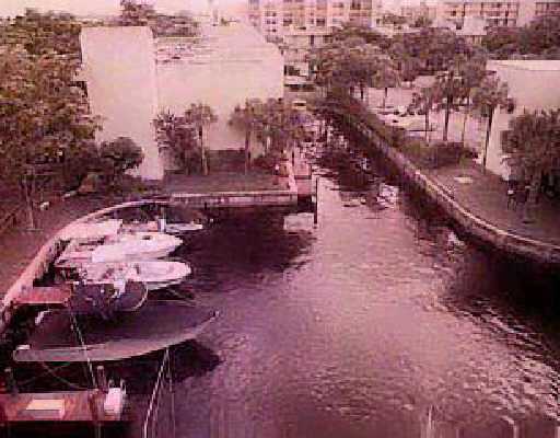 17 Royal Palm Way, Unit 502 Boca Raton, FL 33432 - Photo 1 of 2 Primary Photo