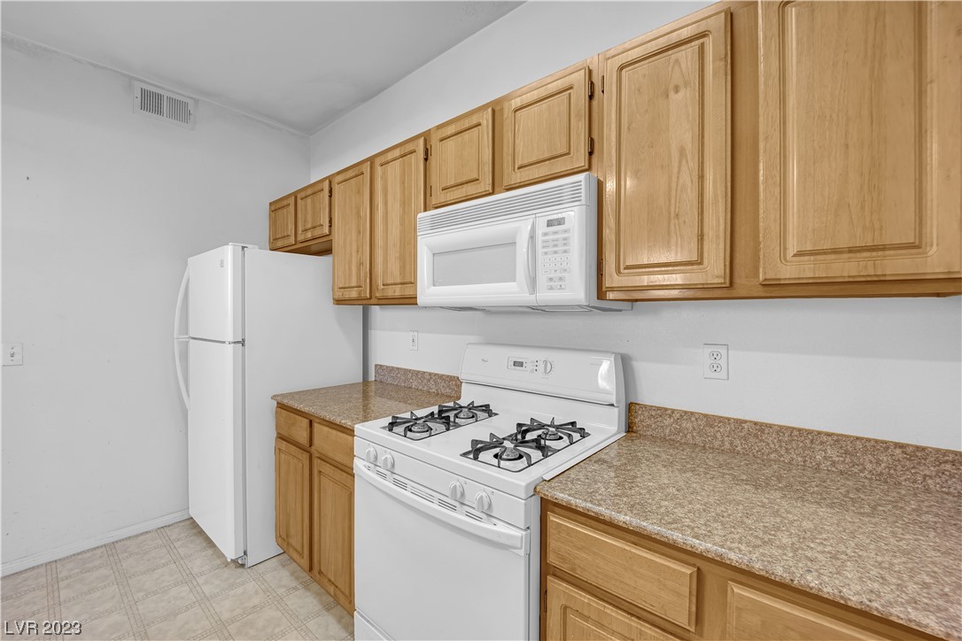 8555 West Russell Road, Unit 1107 Las Vegas, NV 89113 - Photo 13 of 28