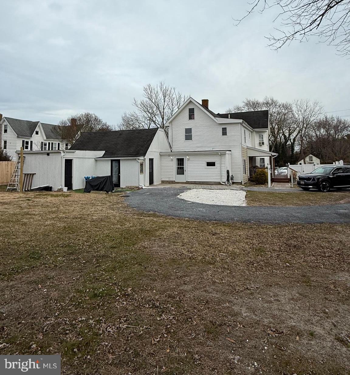 111 Branch Street Berlin, MD 21811 - Photo 4 of 14 Huge Home with In Law Suite - Sep Entrance