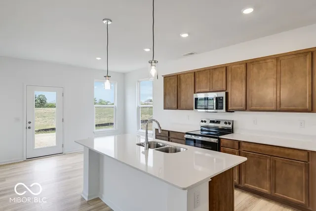 $274,999 | 2021 Black Oak Drive, Shelbyville, IN 46176