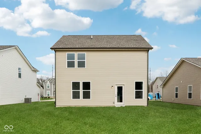 $269,999 | 2021 Black Oak Drive, Shelbyville, IN 46176