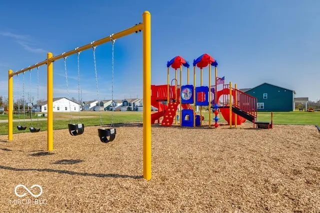 $274,999 | 2021 Black Oak Drive, Shelbyville, IN 46176