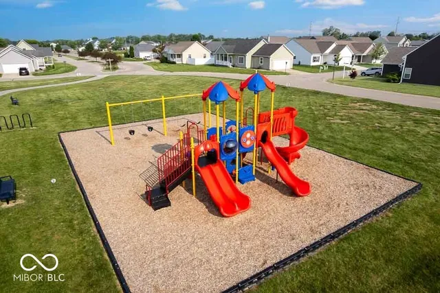 $274,999 | 2021 Black Oak Drive, Shelbyville, IN 46176