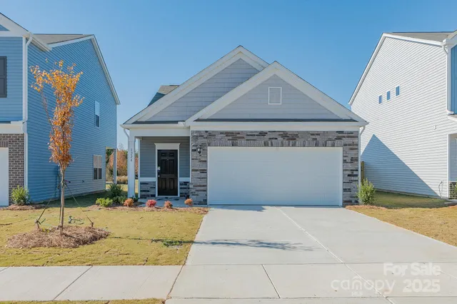 a view of a house with entertaining space