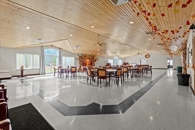 $250,000 | 217 Hartford Square, Hartford, WI 53027