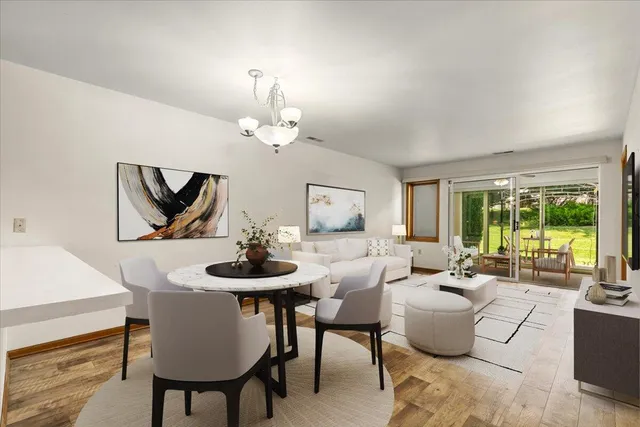 $250,000 | 217 Hartford Square, Hartford, WI 53027