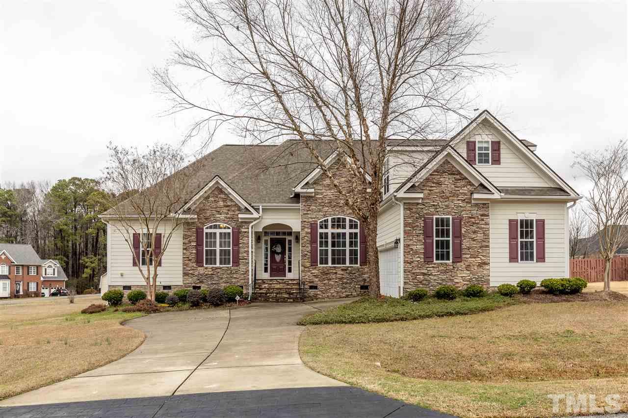 1040 Newburgh Circle Raleigh, NC 27603 - Photo 1 of 30 Gallery Image 1