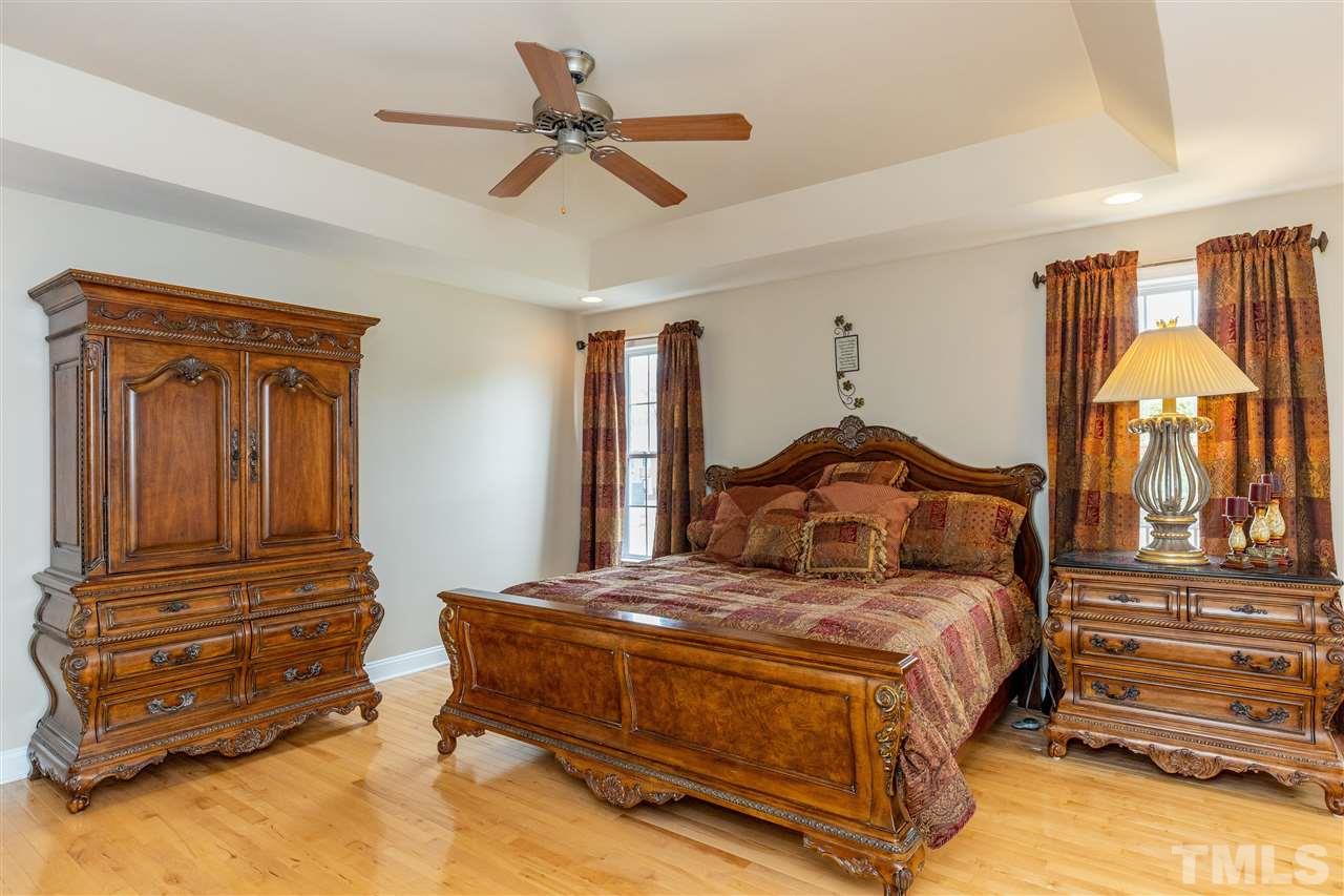 1040 Newburgh Circle Raleigh, NC 27603 - Photo 18 of 30 Gallery Image 18