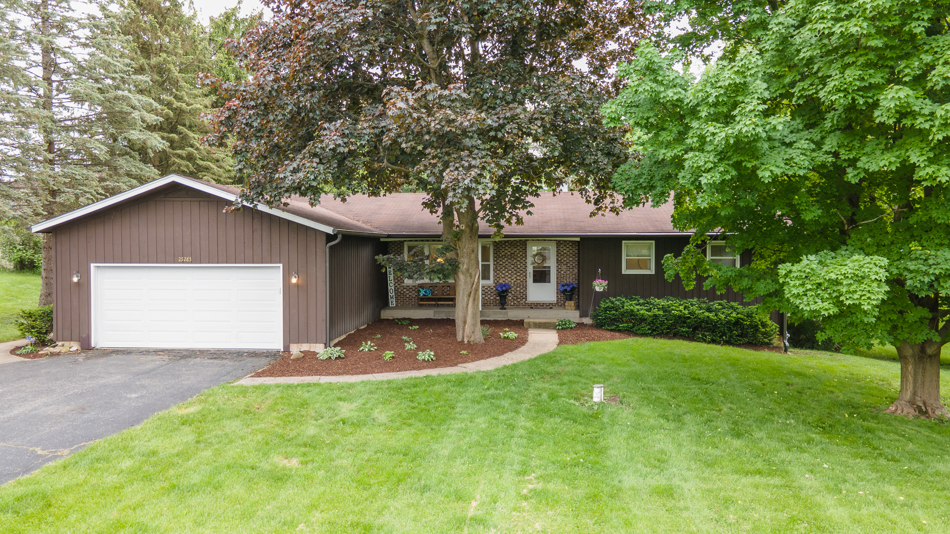 25285 West Ivanhoe Road Wauconda, IL 60084 - Photo 1 of 42 Gallery Image 1