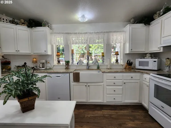 $445,000 | 41998 Humbug Way, Port Orford, OR 97465