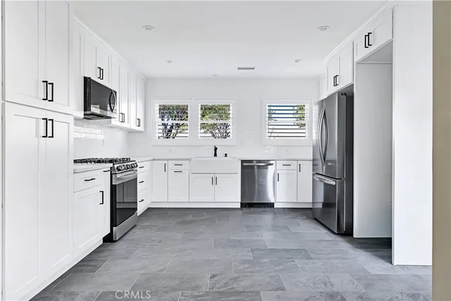 $1,850,000 | 5602 Verdura Avenue, Lakewood, CA 90712